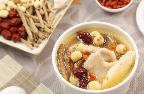 補氣血的湯怎么搭配最好？補氣血的湯配方和做法