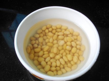 黃豆煮水喝有禁忌嘛？黃豆煮水的功效與作用禁忌