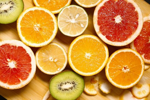 各類水果糖分含量表，高糖和低糖水果一覽表