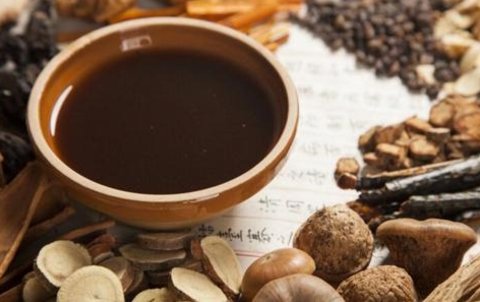 甘草煮水怎么治咳嗽最有效？甘草煮水治咳嗽的方法