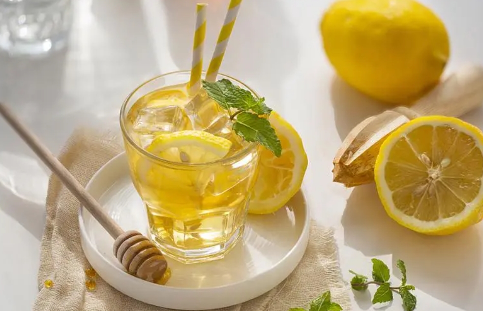 蜂蜜檸檬水 蜂蜜檸檬水