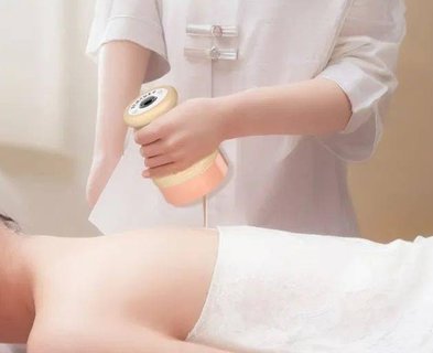 經(jīng)期做背部按摩好嗎？經(jīng)期做背部的15大好處