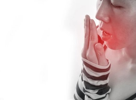 早起口臭嚴(yán)重是什么原因？起床口臭口苦的原因