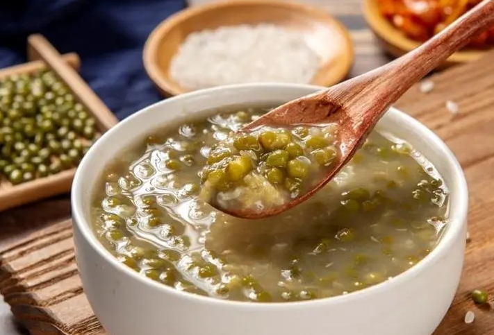 綠豆粥怎么煮容易爛還起沙？綠豆煮粥的做法大全