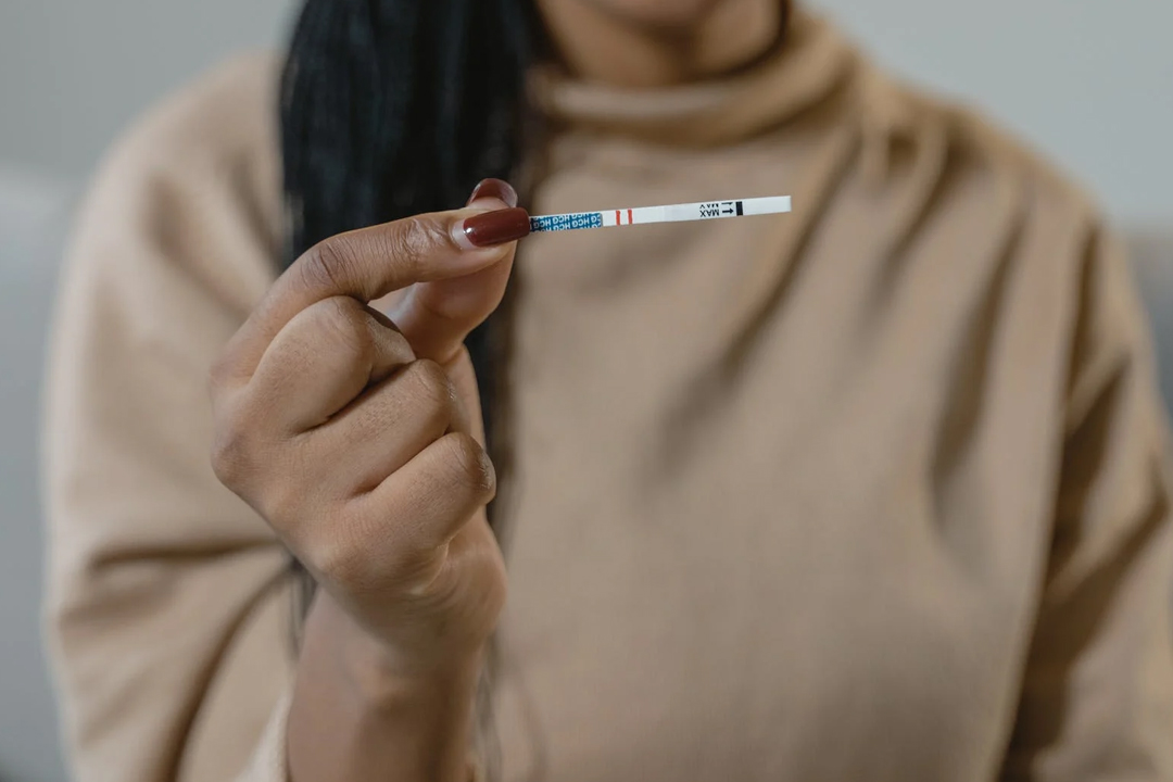 非經(jīng)期出血是什么原因？非經(jīng)期出血的6個(gè)原因