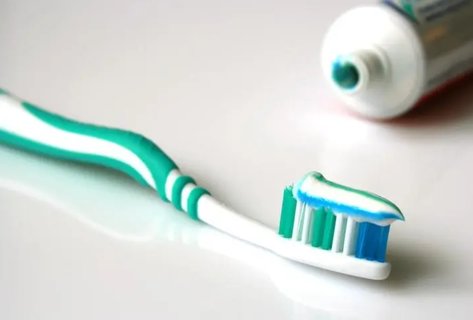 公認(rèn)去牙黃最好的牙膏！美白牙齒的最佳選擇