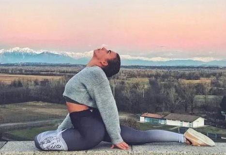 5個(gè)動(dòng)作幫你健胃養(yǎng)生：提升消化健康的簡(jiǎn)易運(yùn)動(dòng)