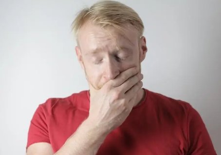 一直口臭是什么原因？長期口臭可能是長了扁桃體結(jié)石！