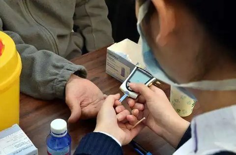 睡眠不足為什么會引起糖尿?。刻悄虿『退叩年P系