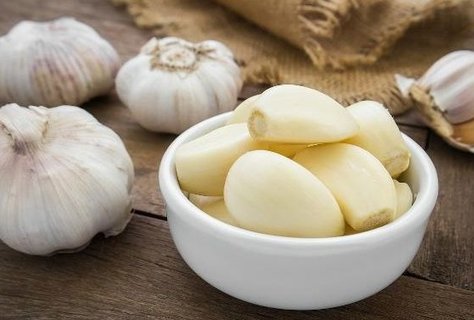 女人長(zhǎng)期吃大蒜有什么好處？一個(gè)長(zhǎng)期吃大蒜的女人