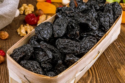 西梅干真的能解決便秘嗎？西梅干的正確吃法和功效