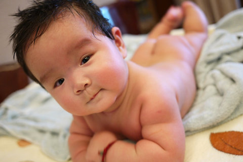 哈薩克斯坦做試管準(zhǔn)備什么？準(zhǔn)備攻略與費用概覽