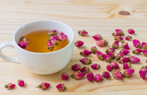 玫瑰花茶和什么搭配好？玫瑰花茶的完美搭檔